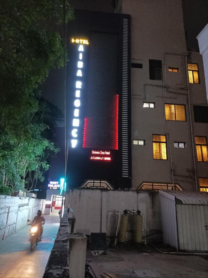 Hotel Aiba Regency Коимбаторе Екстериор снимка