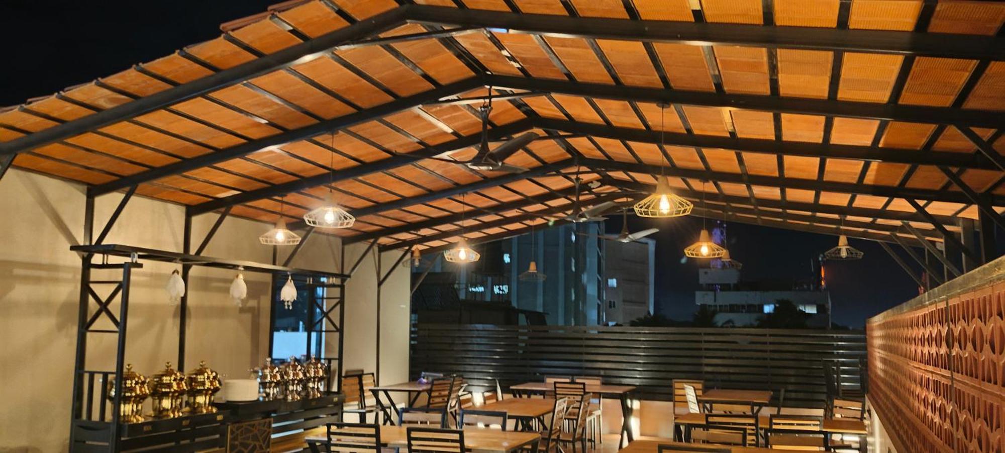 Hotel Aiba Regency Коимбаторе Екстериор снимка
